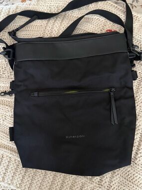 Sherpani Black Minimalist Crossbody Messenger Bag